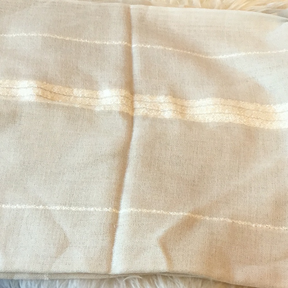 Bonwit Teller Churchill Handwoven Scarf